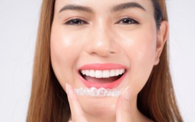 Invisalign vs Braces – What You Need To Know About Teeth Straightening?